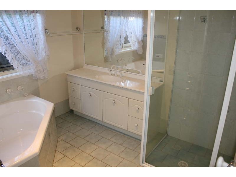 22 Plane Tree Circuit, Woongarrah NSW 2259