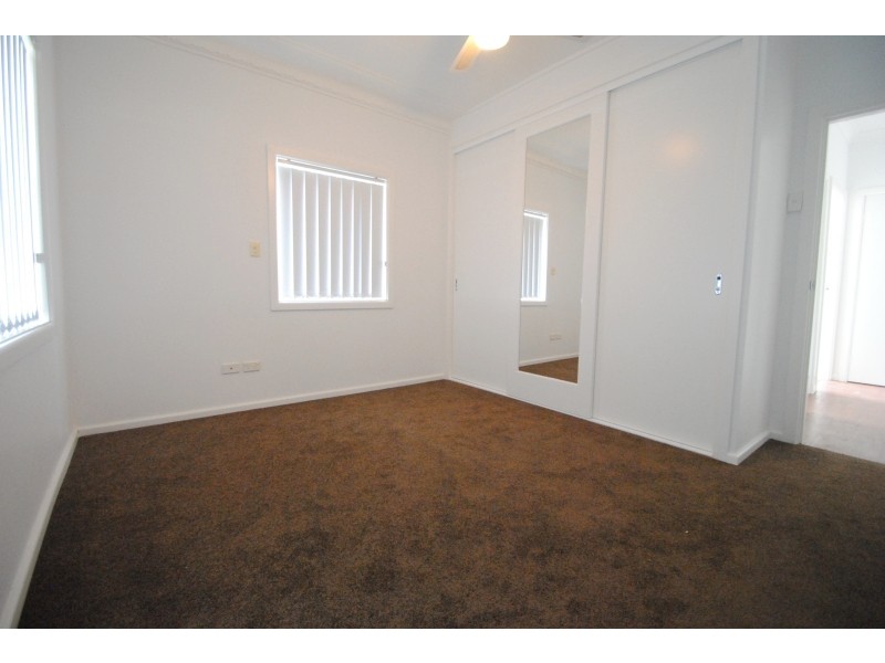 9 Hume Blvd, Killarney Vale NSW 2261