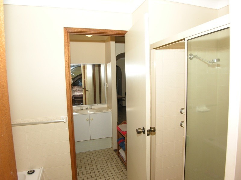 2 Peter Close, Tumbi Umbi NSW 2261