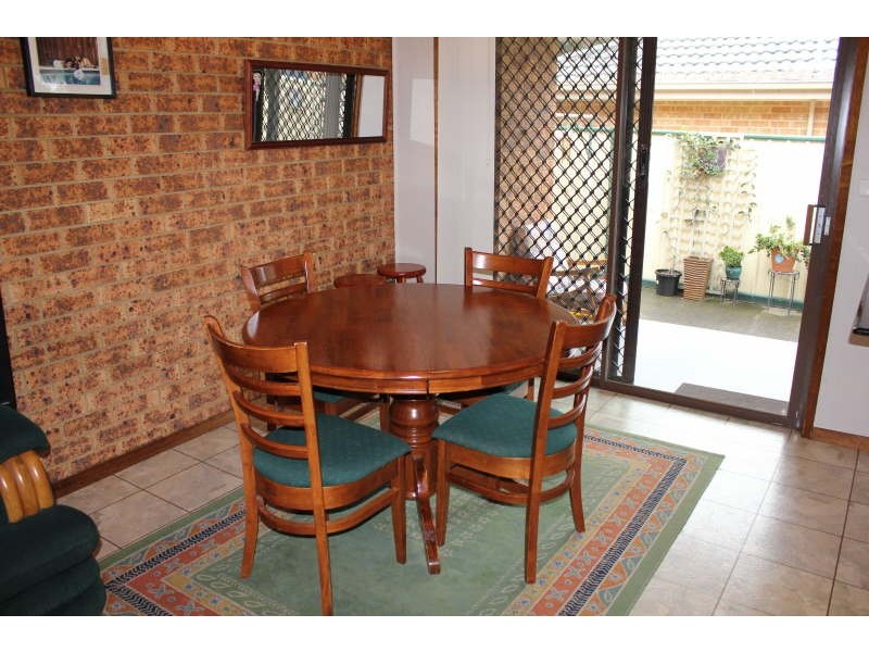 2 Gleddon Avenue, Gorokan NSW 2263