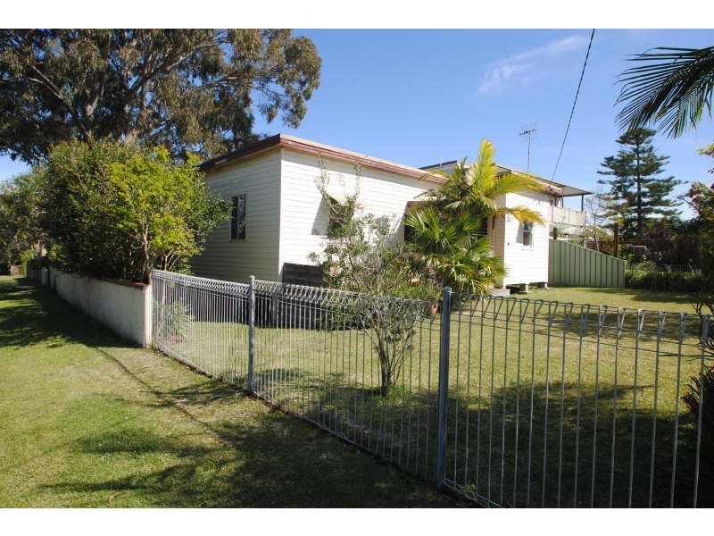 288 Buff Point Avenue, Buff Point NSW 2262