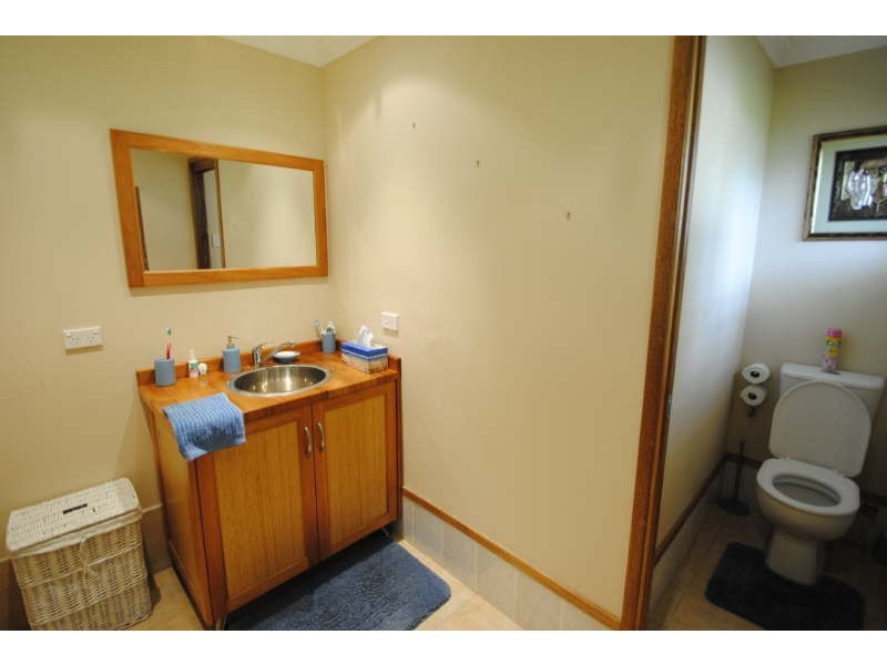 10 Resthaven Avenue, Charmhaven NSW 2263