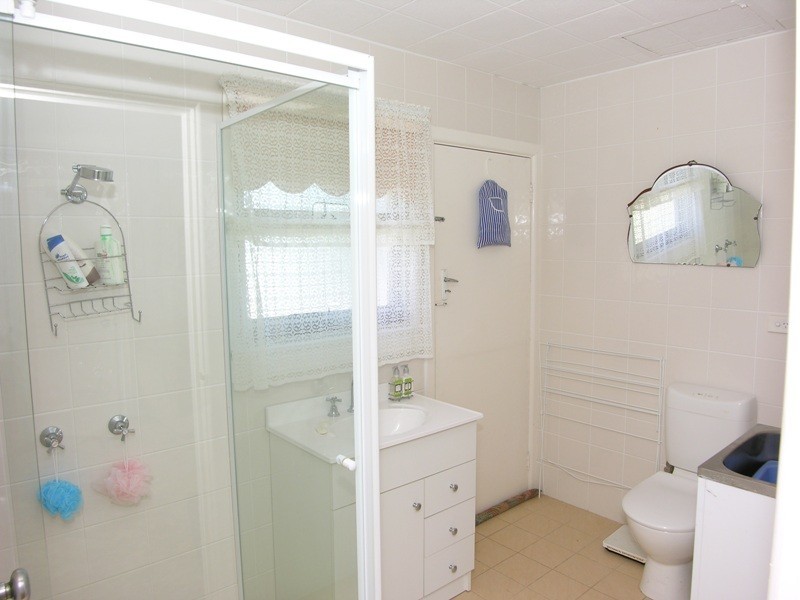 29 Shortland Avenue, Killarney Vale NSW 2261