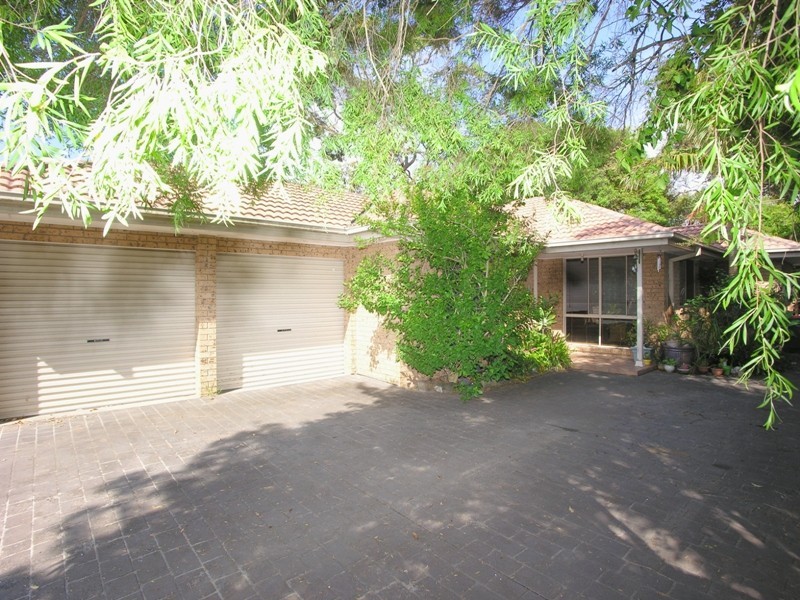 700 The Entrance Road, Bateau Bay NSW 2261