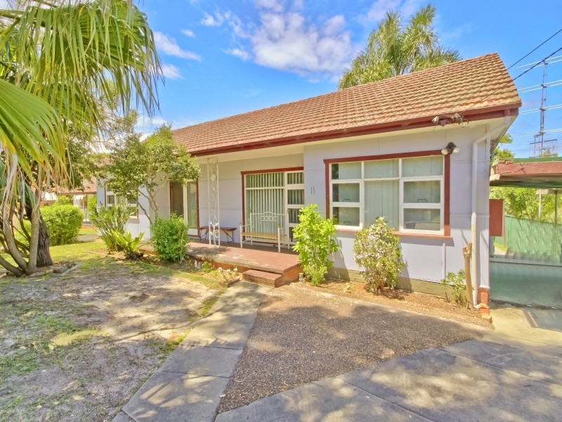 11 Kantara Road, Canton Beach NSW 2263