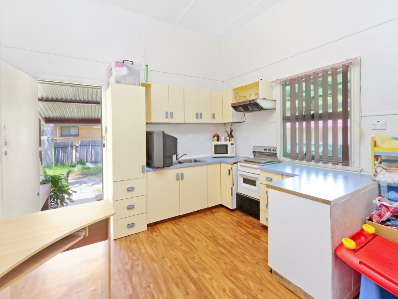 11 Kantara Road, Canton Beach NSW 2263