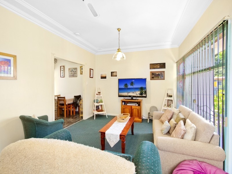 11 Kantara Road, Canton Beach NSW 2263