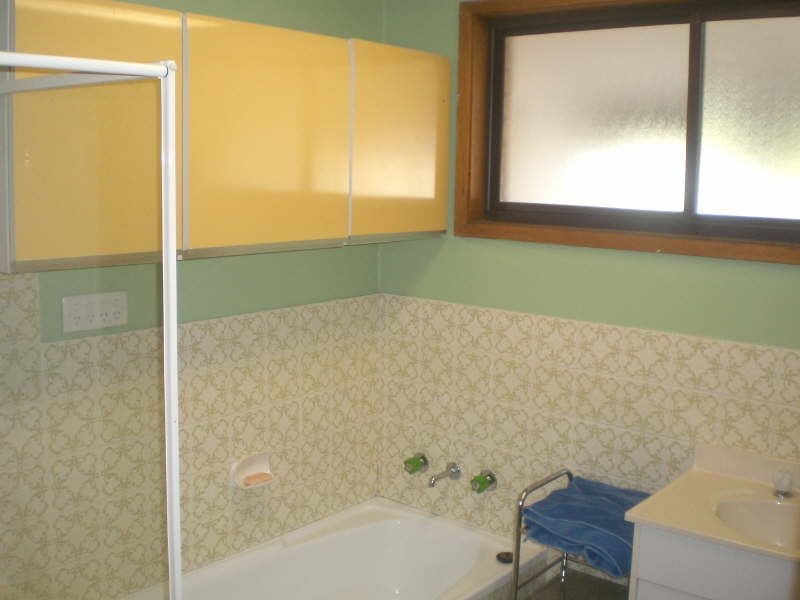 142 Wallarah Road, Gorokan NSW 2263