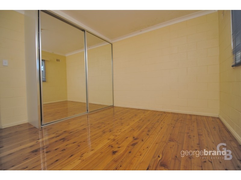 1 Crossingham Street, Toukley NSW 2263
