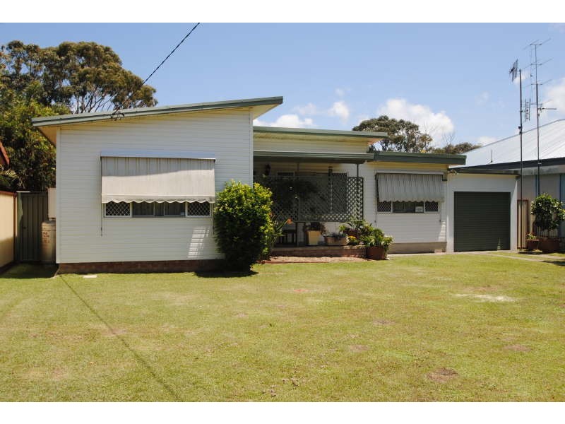 10 Michele Avenue, Noraville NSW 2263