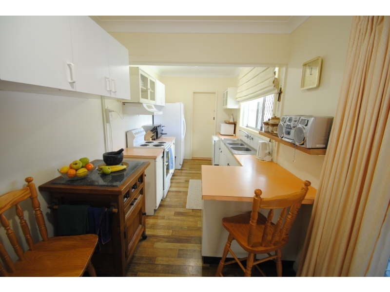 10 Michele Avenue, Noraville NSW 2263