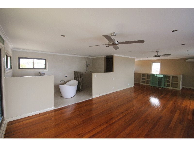 8 Bush Street, Norah Head NSW 2263