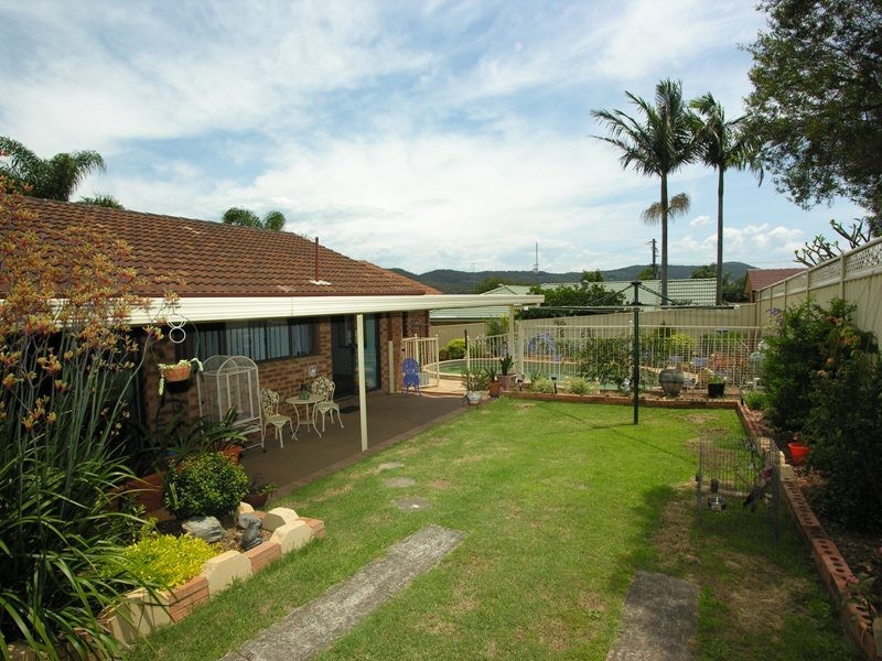 149 Cresthaven Avenue, Bateau Bay NSW 2261