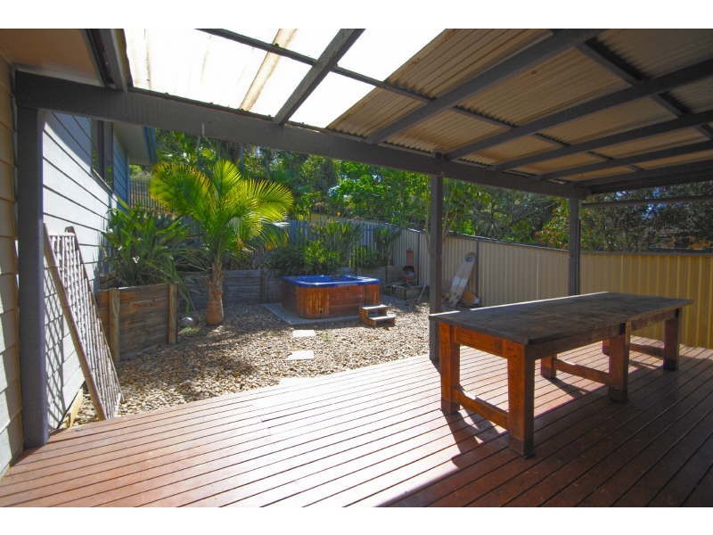 24 Kinsey Crescent, Chittaway Bay NSW 2261