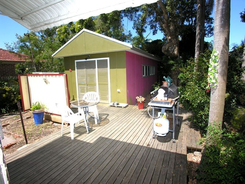 12 Flinders Avenue, Killarney Vale NSW 2261