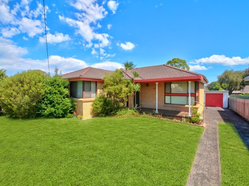 27 Seventh Avenue, Toukley NSW 2263