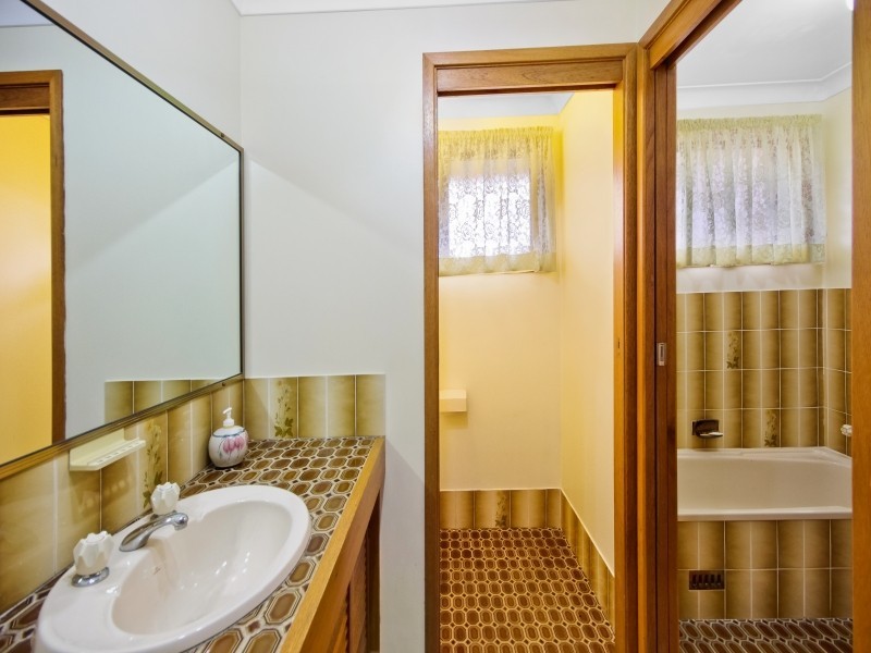 16 Meredith Close, Norah Head NSW 2263