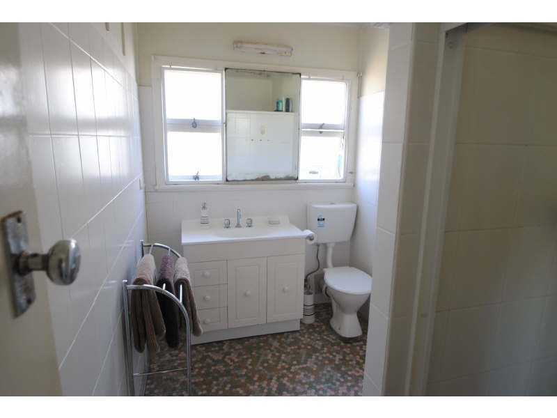 37 Soldiers Point Drive, Norah Head NSW 2263