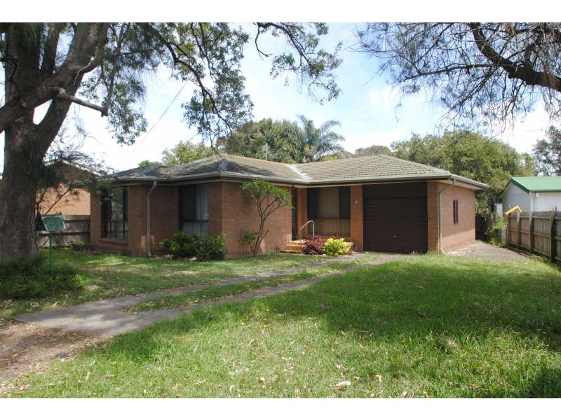 4 Kimberley Street, Gorokan NSW 2263