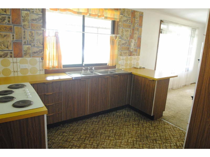 4 Kimberley Street, Gorokan NSW 2263