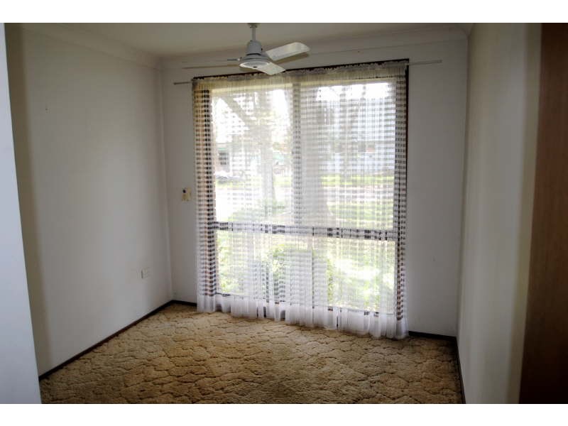 4 Kimberley Street, Gorokan NSW 2263