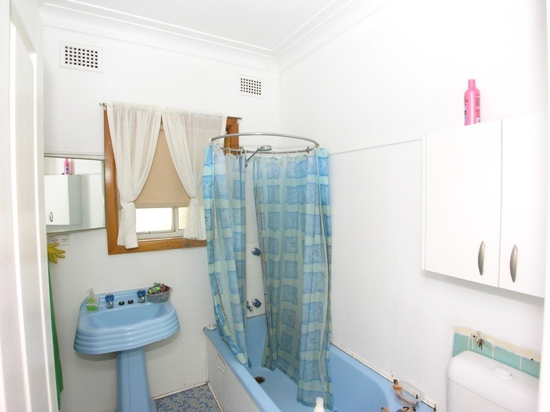 5 South Street, Killarney Vale NSW 2261