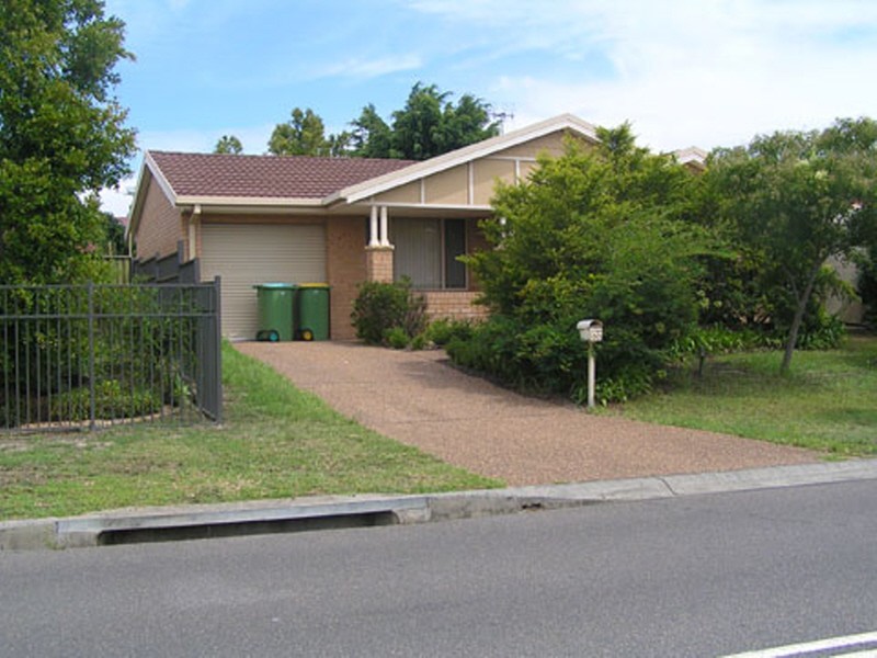 60 Blueridge Drive, Blue Haven NSW 2262