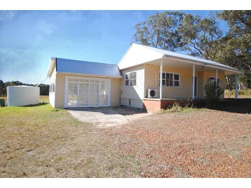 390 Bruce Crescent, Wallarah NSW 2259