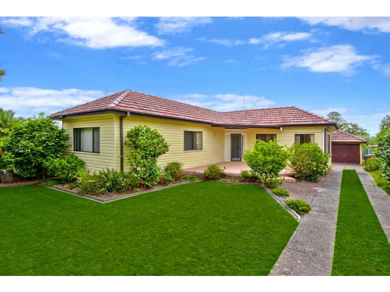 14 Canton Beach Road, Toukley NSW 2263
