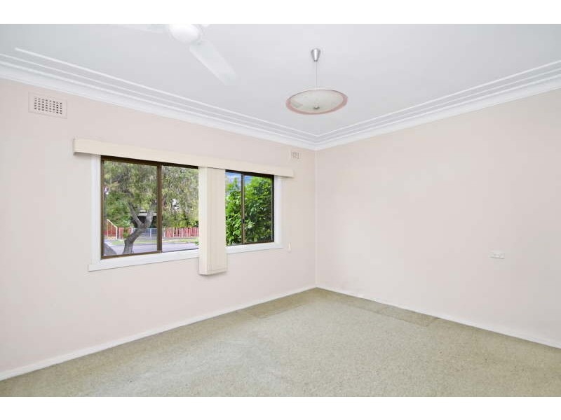 14 Canton Beach Road, Toukley NSW 2263