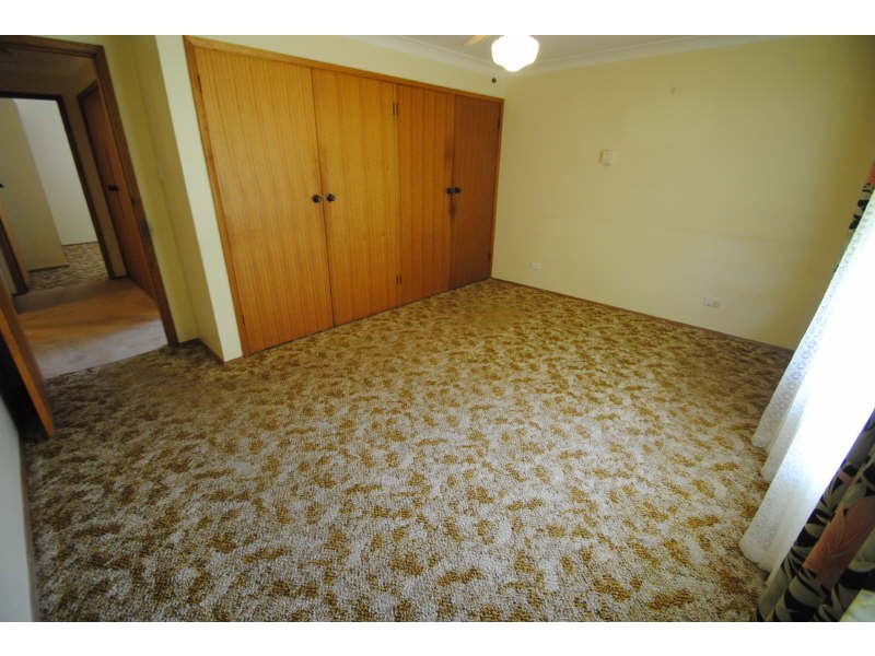 6 Azalea Close, Lake Munmorah NSW 2259