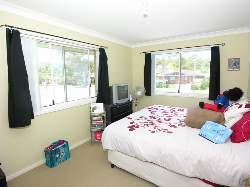 185 Bateau Bay Road, Bateau Bay NSW 2261