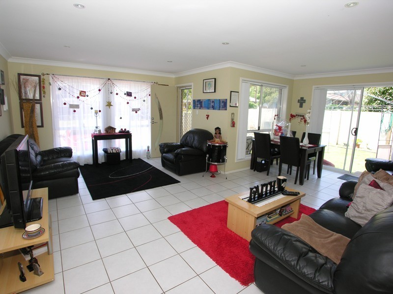 185 Bateau Bay Road, Bateau Bay NSW 2261