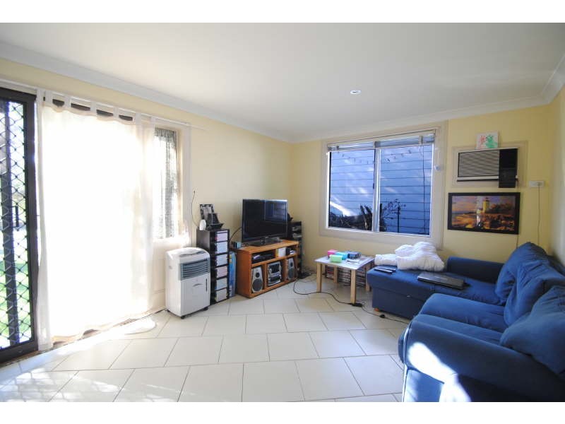 11 Kapala Avenue, Summerland Point NSW 2259