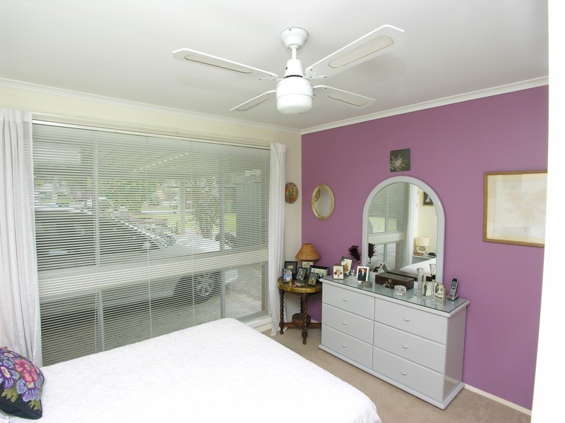 3 Loxley Close, Berkeley Vale NSW 2261