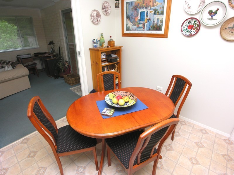 3 Loxley Close, Berkeley Vale NSW 2261