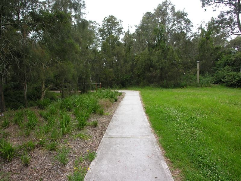 3 Loxley Close, Berkeley Vale NSW 2261