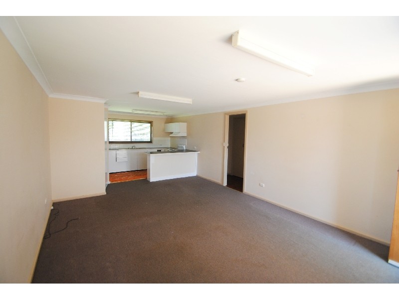 1/1 Papala Dr, Bateau Bay NSW 2261