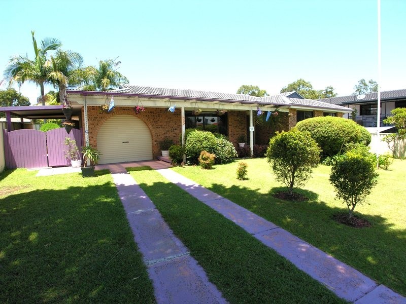 25 Marlowe Road, Bateau Bay NSW 2261