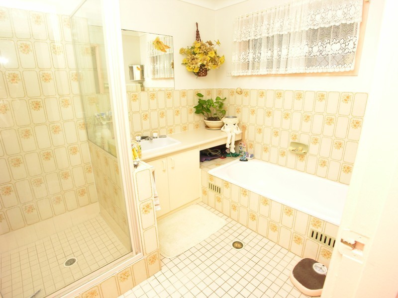 25 Marlowe Road, Bateau Bay NSW 2261