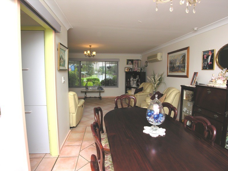 25 Marlowe Road, Bateau Bay NSW 2261