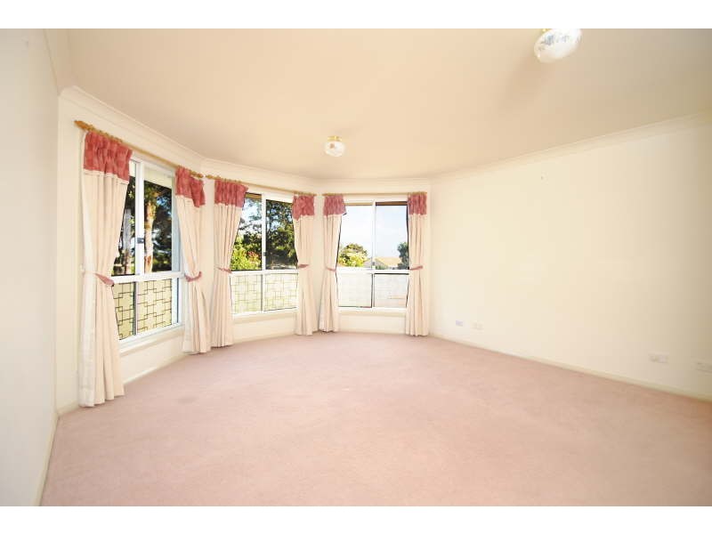 41 Avondale Drive, Kanwal NSW 2259