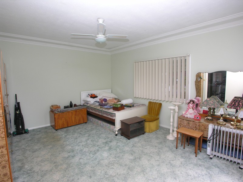 10 Armstrong Avenue, Killarney Vale NSW 2261