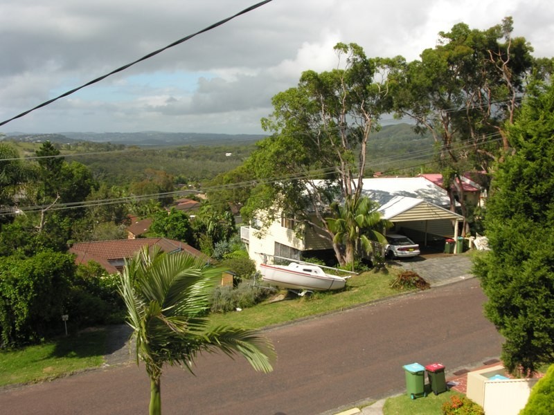 10 Valley View Street, Bateau Bay NSW 2261