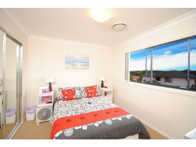 1/44-46 Macdougall Crescent, Hamlyn Terrace NSW 2259