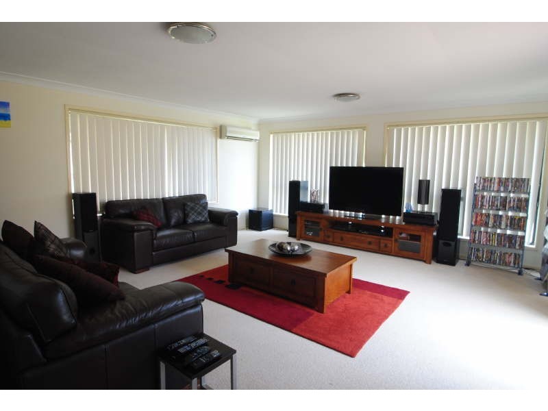 11 River Gum Grove, Hamlyn Terrace NSW 2259