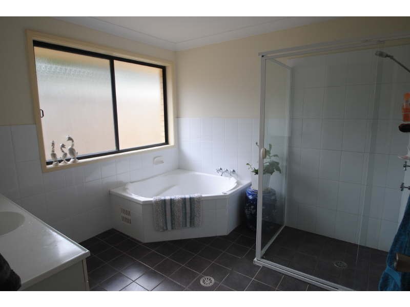 11 River Gum Grove, Hamlyn Terrace NSW 2259