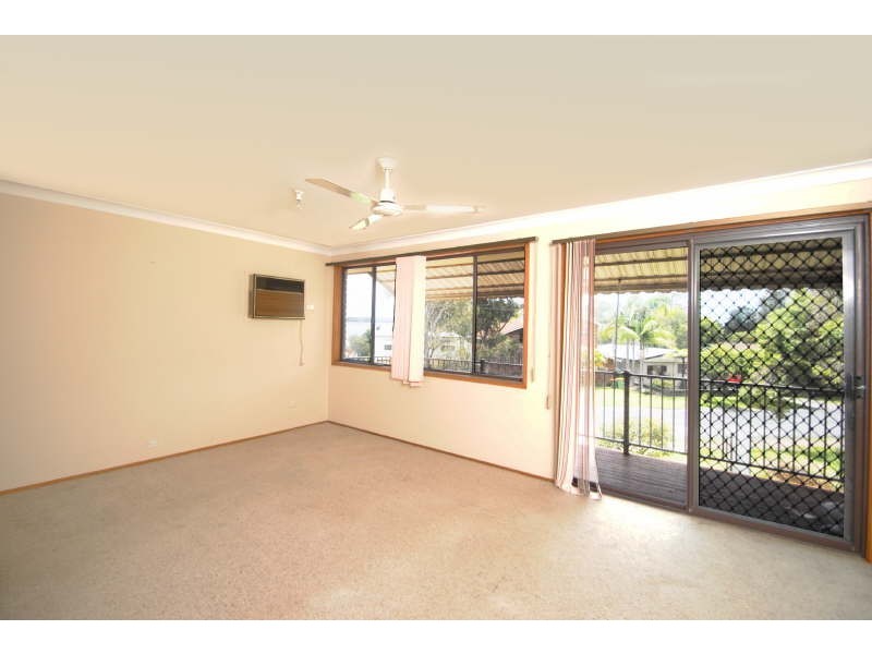 4 Panorama Avenue, Charmhaven NSW 2263