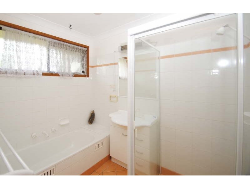 4 Panorama Avenue, Charmhaven NSW 2263