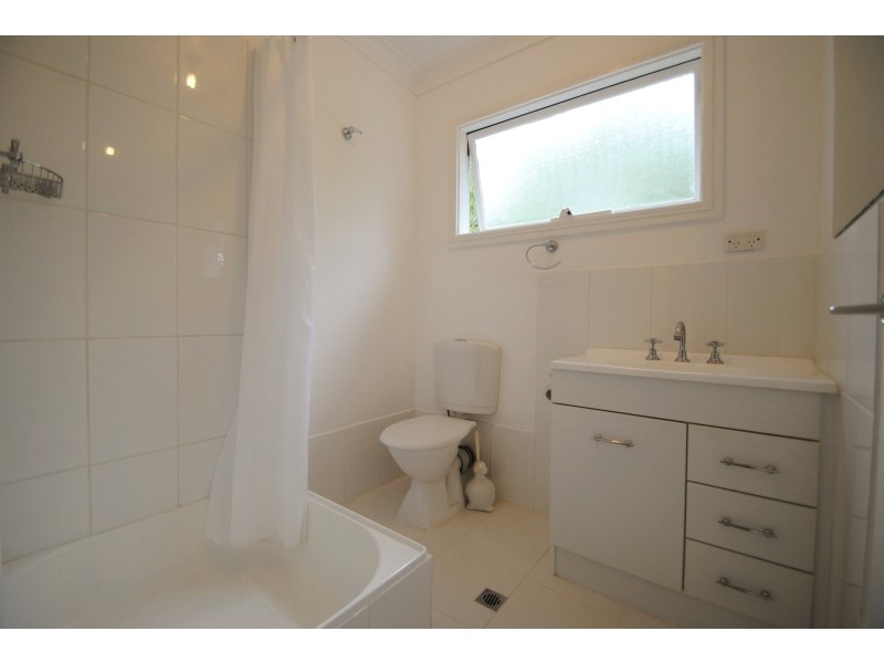 3 Mawson Drive, Killarney Vale NSW 2261